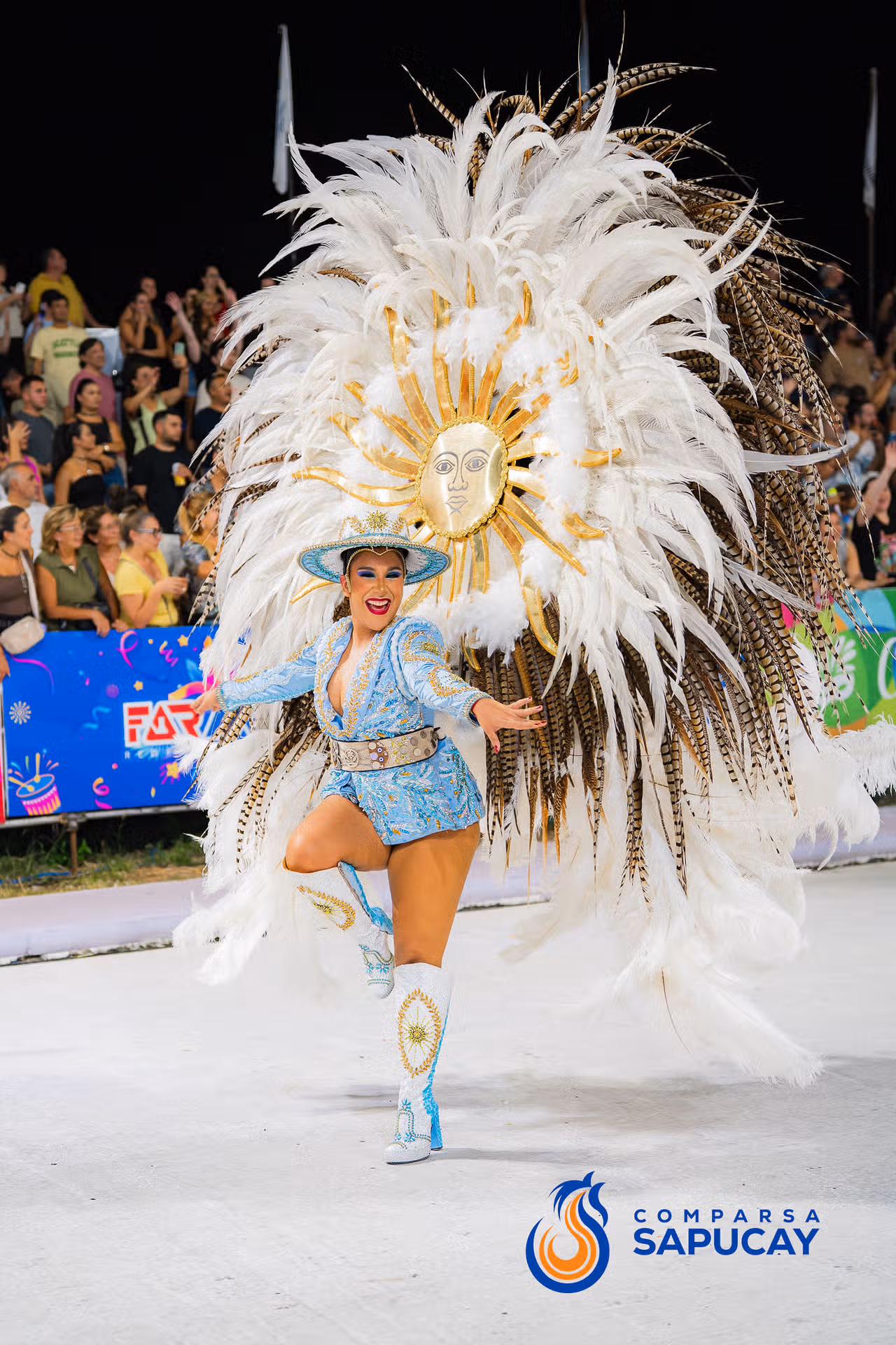 Galeria de fotos de la Quinta Noche de Corso 15-02-26