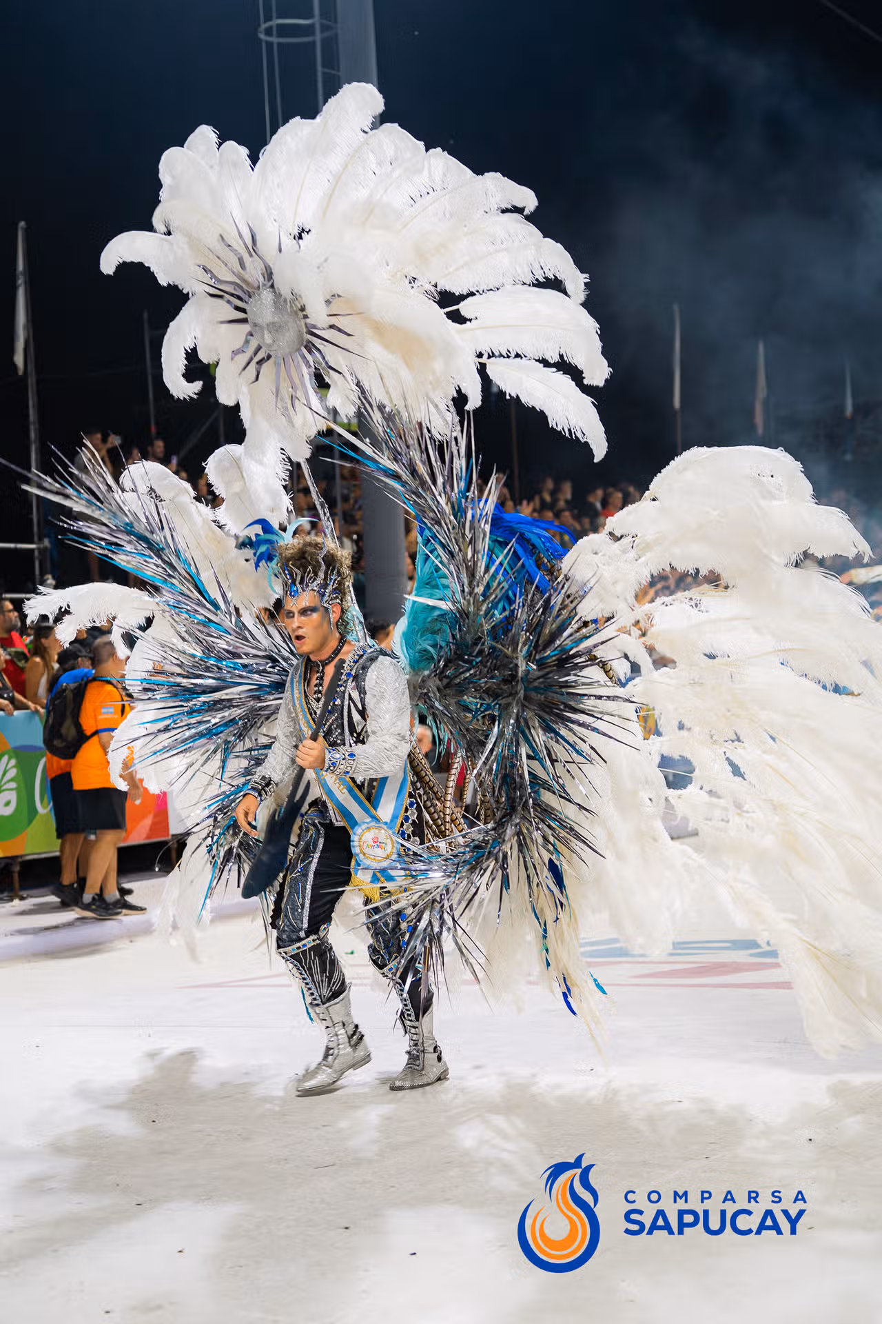 Galeria de fotos de la Quinta Noche de Corso 15-02-26