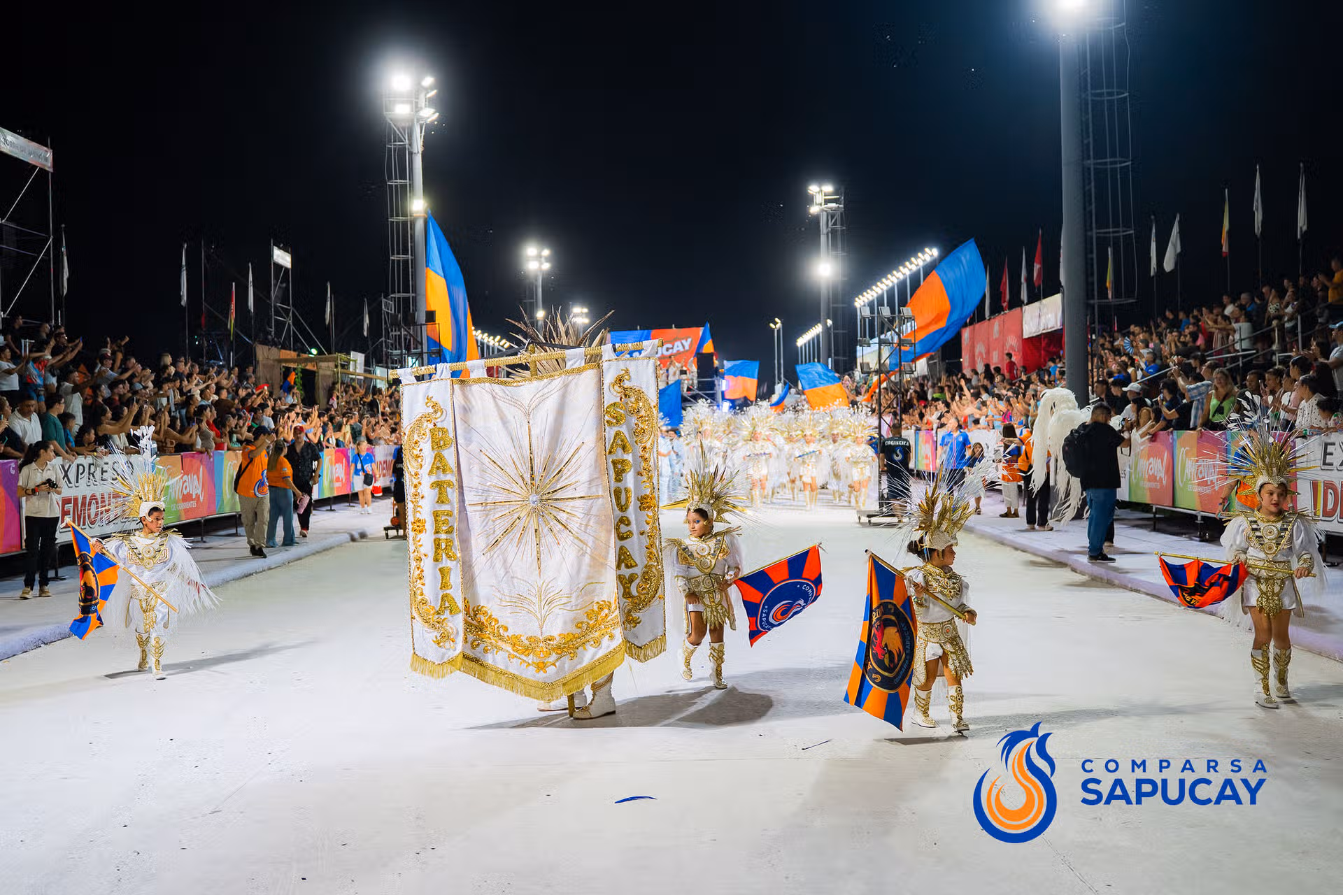 Galeria de fotos de la Quinta Noche de Corso 15-02-26