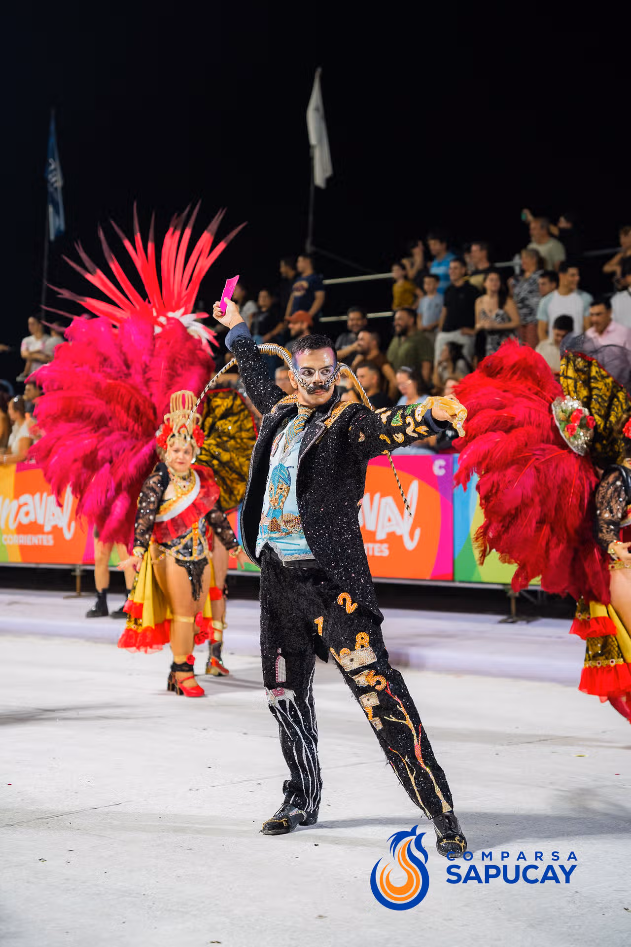 Galeria de fotos de la Quinta Noche de Corso 15-02-26