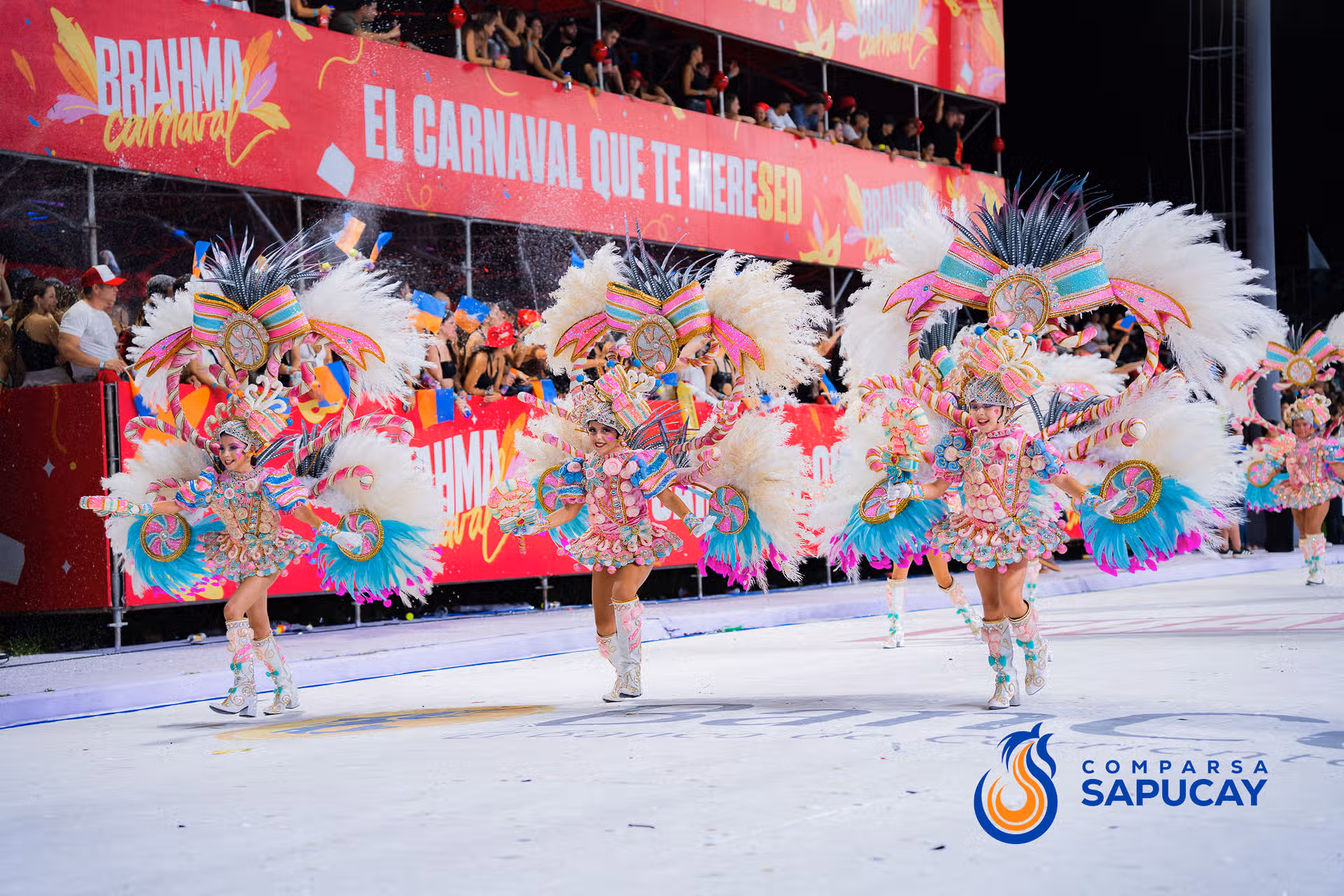 Galeria de fotos de la Segunda Noche de Corso 06-02-26