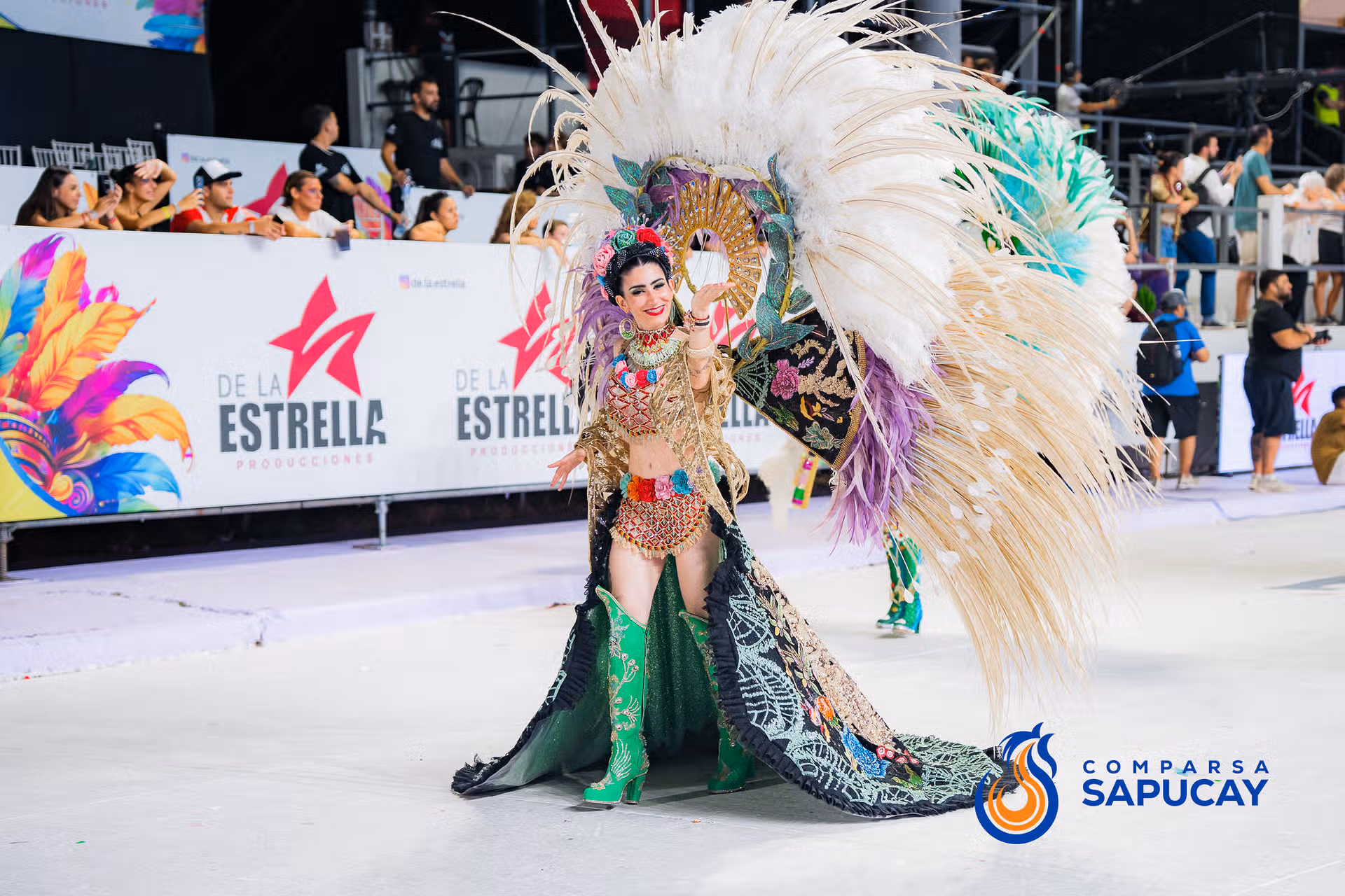 Galeria de fotos de la Sexta Noche de Corso 16-02-26