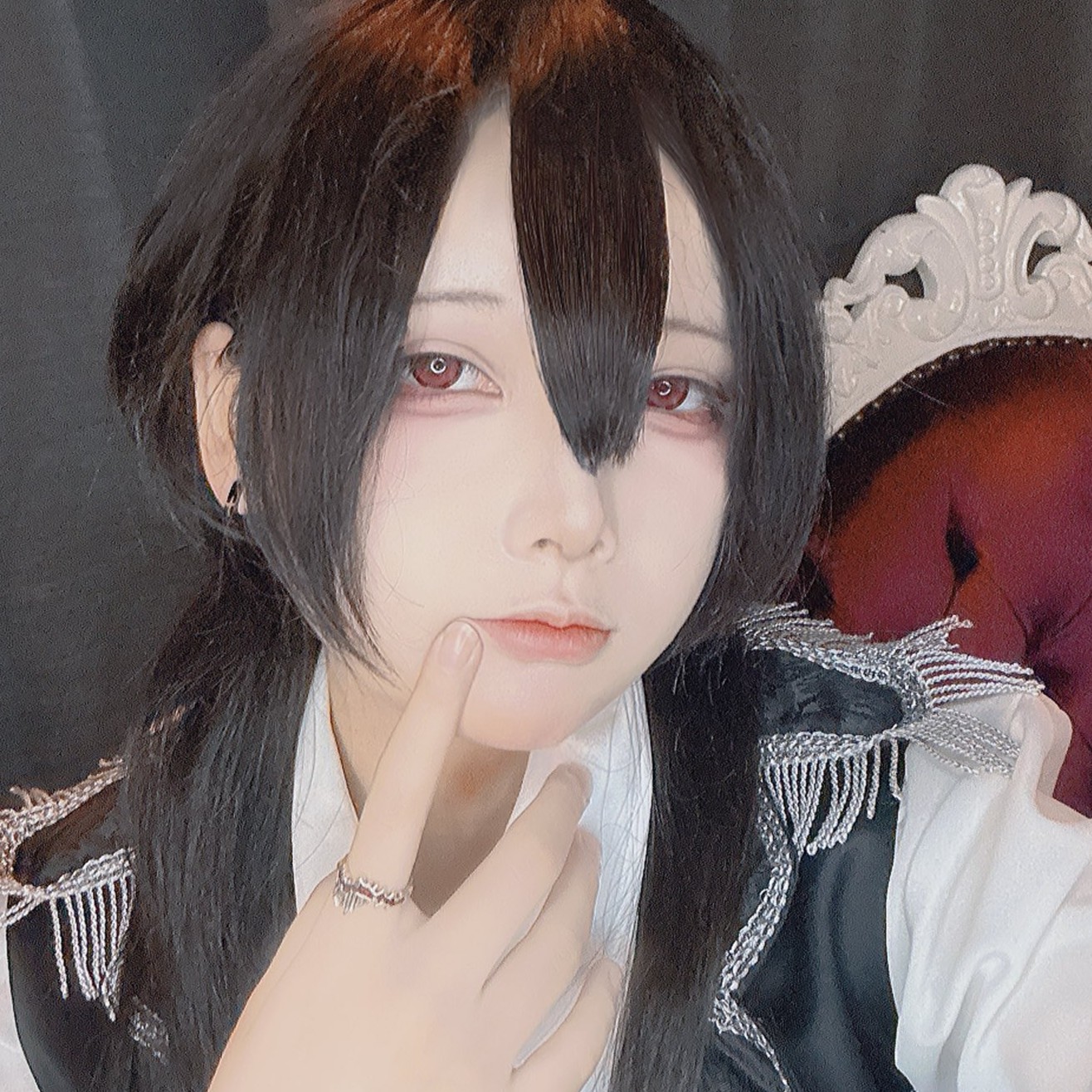 赫