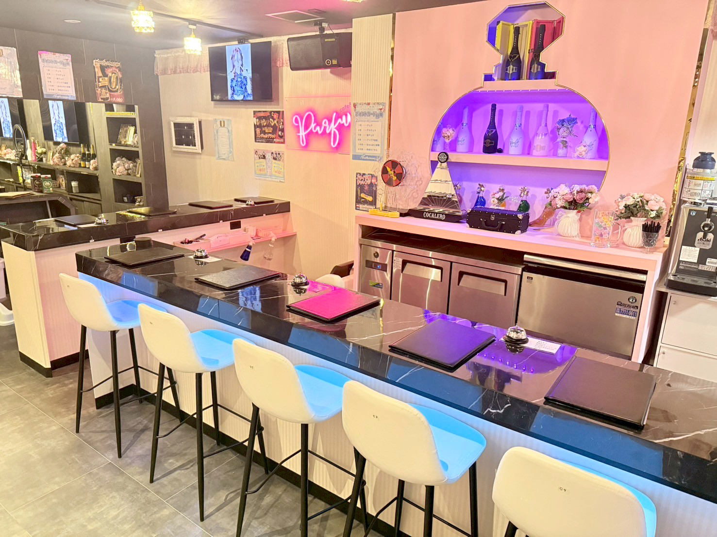 パルファン 大阪店 写真 1