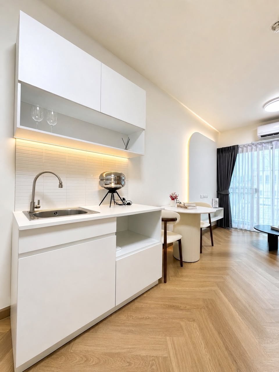 ขาย A Space Asoke-Ratchada · 1 ห้องนอน 35 ตร.ม. ชั้น 8 ห้องมุม แต่งครบพร้อมอยู่