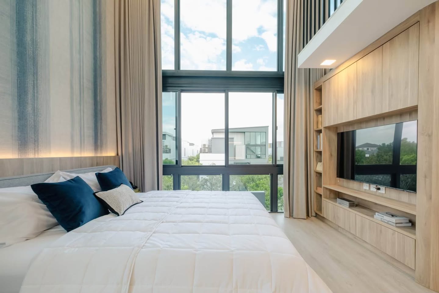 Owner-Sale Detached House at Phakamart Village, Sukhumvit 71