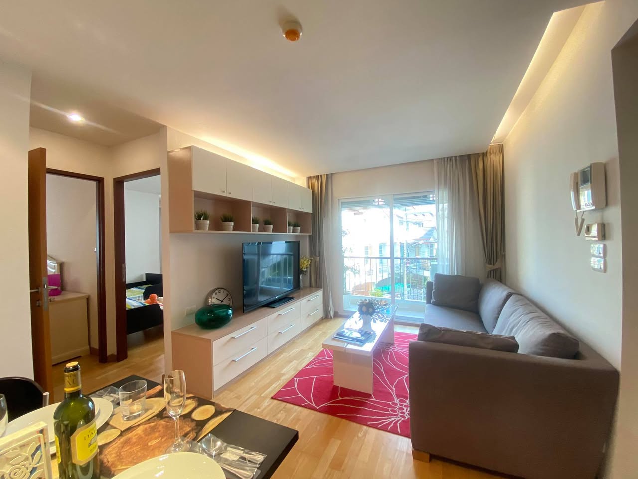 ให้เช่า Residence 52 · 3 ห้องนอน 87 ตร.ม. ชั้น 0 แต่งครบพร้อมอยู่ เฟอร์นิเจอร์เครื่องใช้ไฟฟ้าครบ