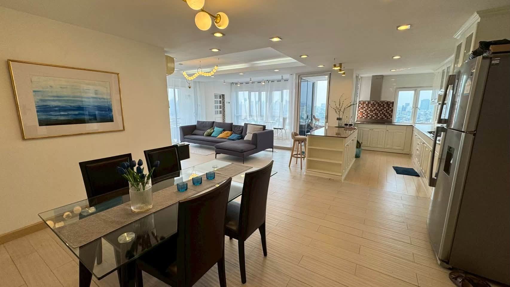 Sriwara Mansion 1 · 3-Bedroom Condo for Rent, 150 sqm, Floor 21
