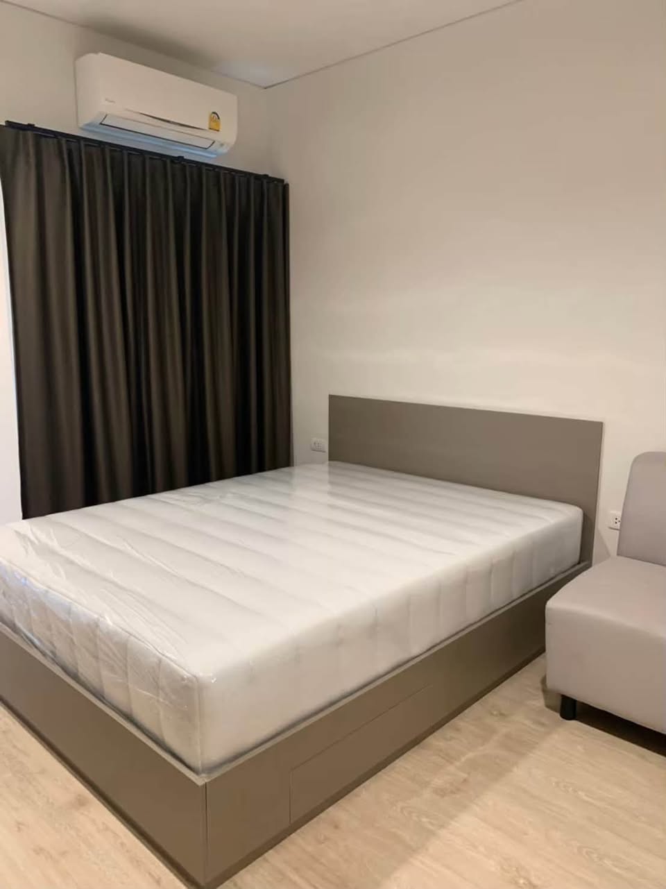 ให้เช่า Ideo Sathorn–Wongwian Yai · 1 ห้องนอน 27 ตร.ม. ชั้น 16 แต่งครบพร้อมอยู่ เฟอร์นิเจอร์เครื่องใช้ไฟฟ้าครบ