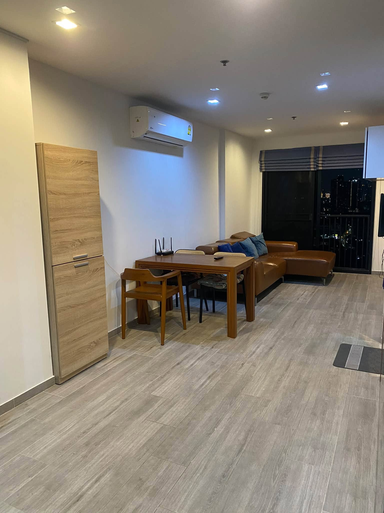 ขายคอนโด The Base Phetkasem ห้องมุม 2 ห้องนอน ชั้น 19
