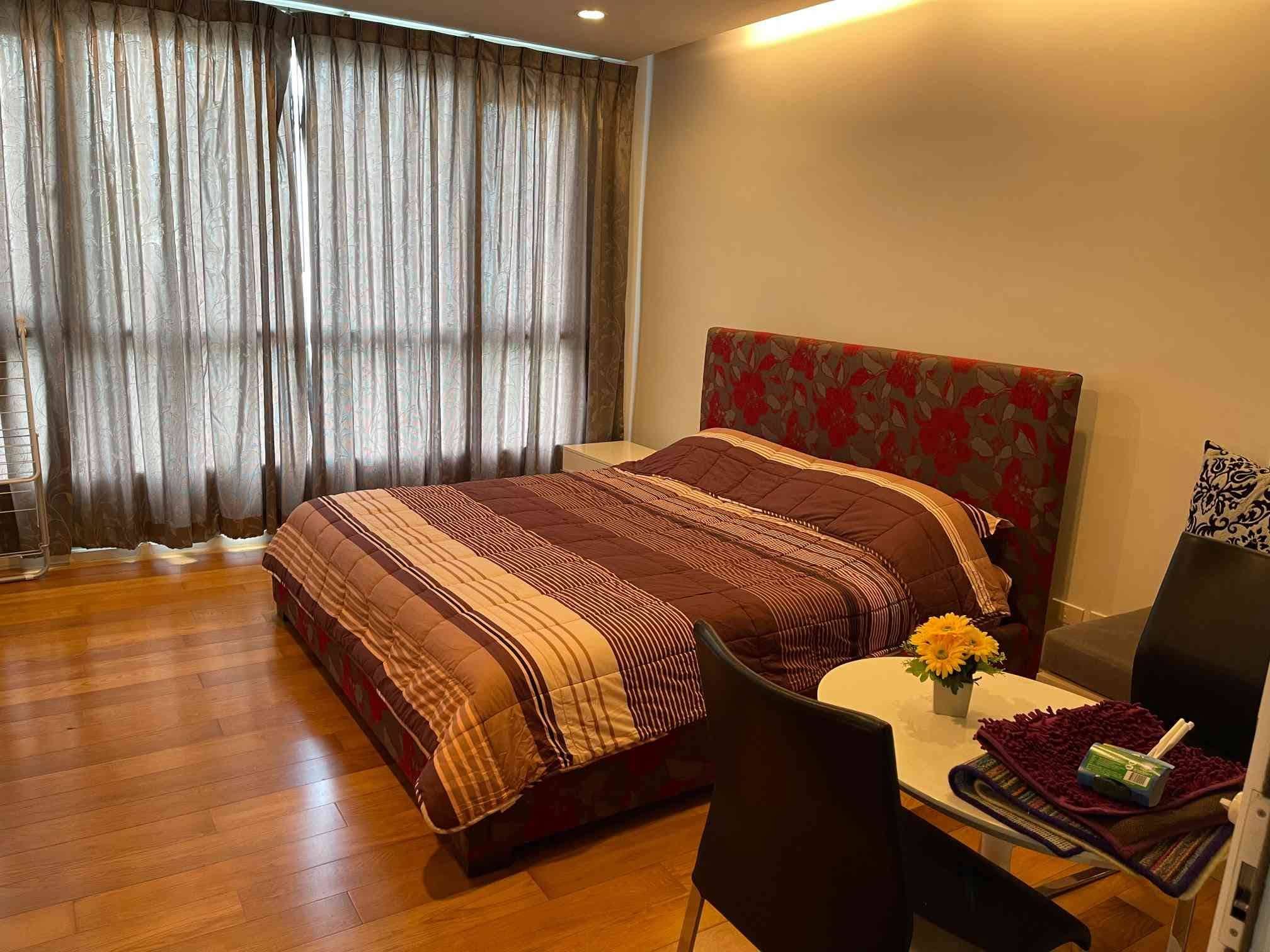 For Sale: 15 Sukhumvit Residences · 28.1 sqm on Floor 10, Fully Furnished
