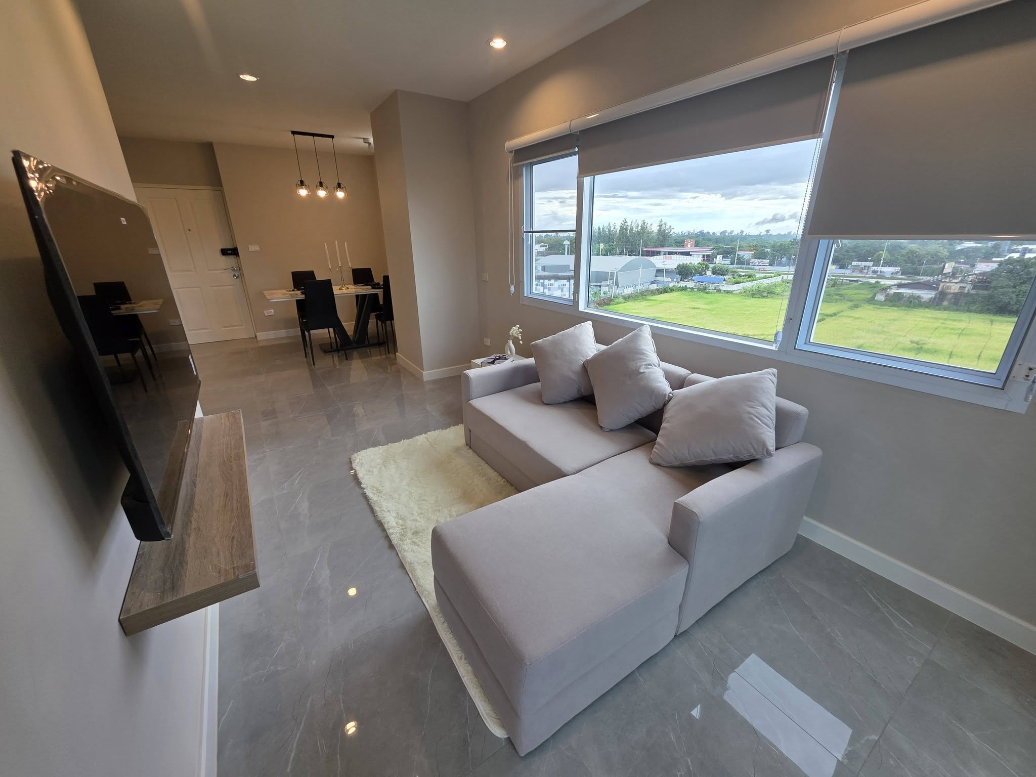 ขาย 103 Condominium · 2 ห้องนอน 70 ตร.ม. ชั้น 8