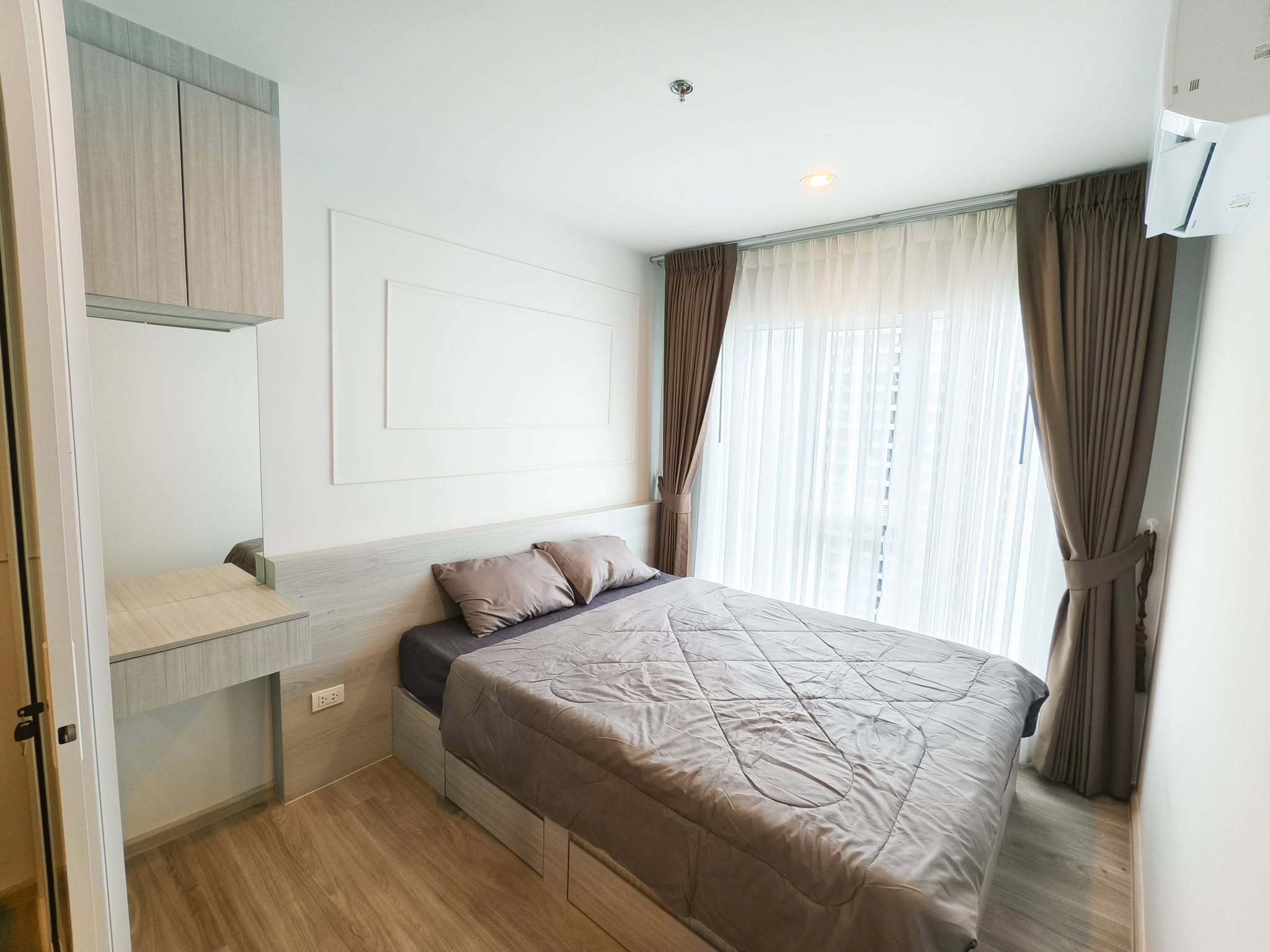 For Rent: Regent Home Bangna · 1 Bedroom, 28 sqm, Floor 20