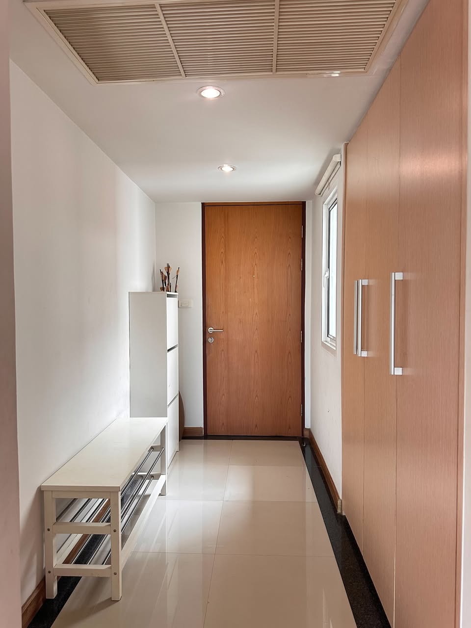 Cho thuê Residence52 · 3 PN 99 m² Tầng 7 gần BTS On Nut · Đầy đủ nội thất