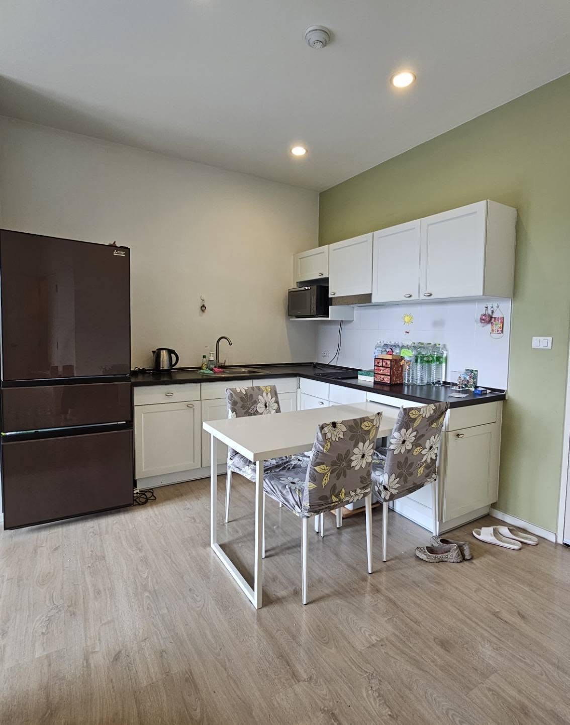 ให้เช่า S1 Rama 9 Condominium · 2 ห้องนอน 65 ตร.ม. ชั้น 4 วิวสระ - รูปที่ 1