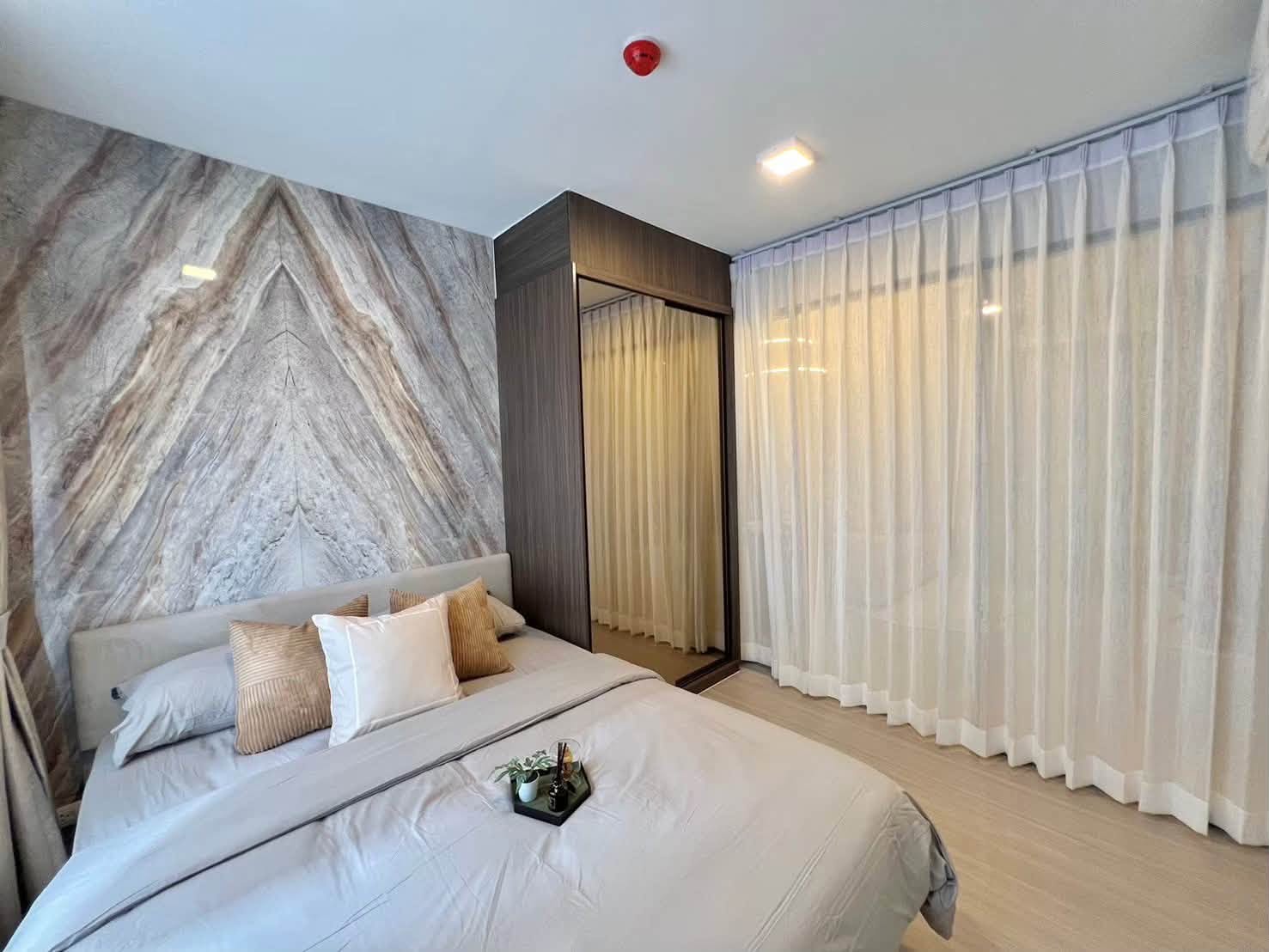 Quintara Phume Sukhumvit 39 · 1-Bedroom Condo for Rent
