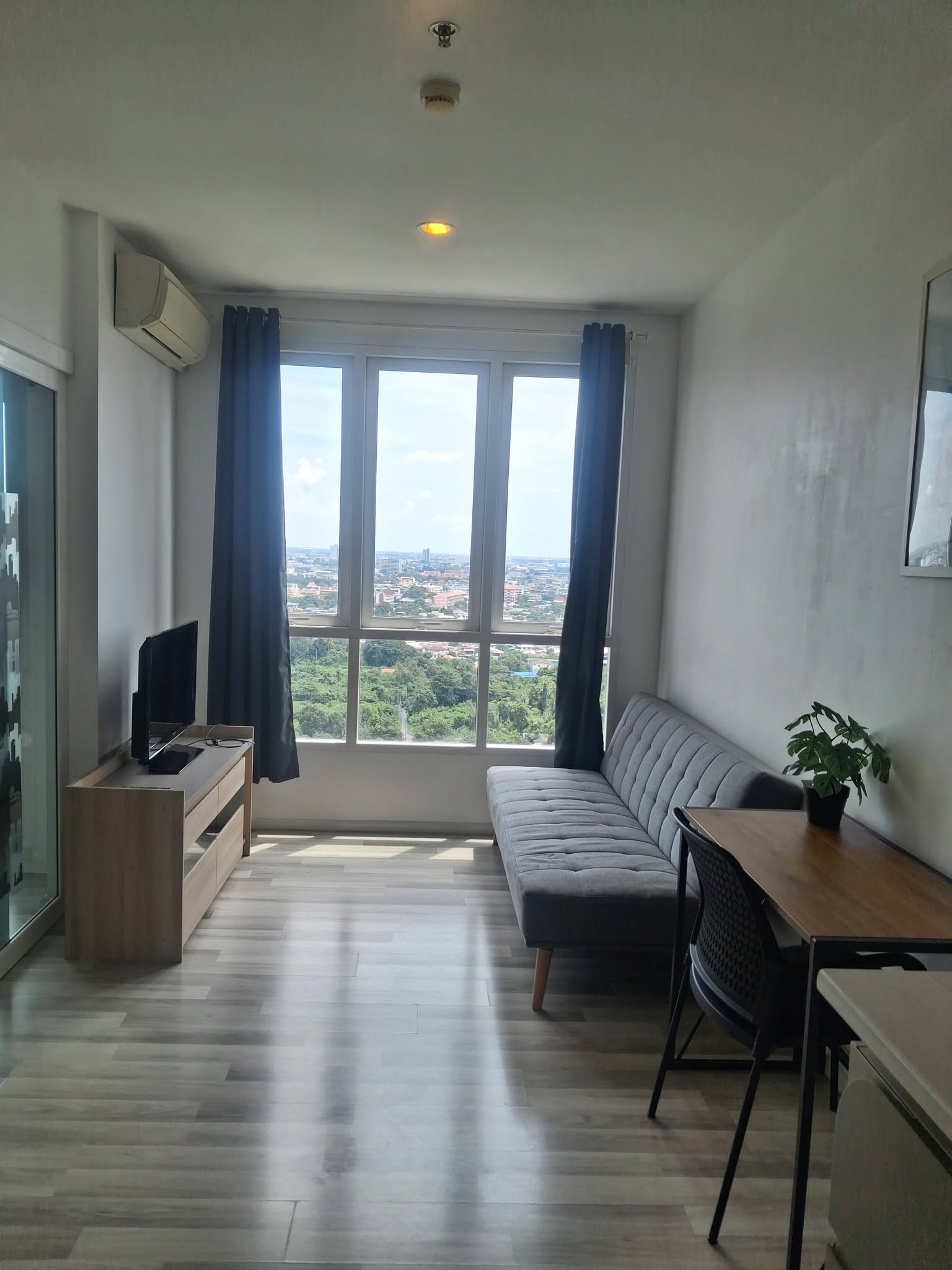 For Rent: The Key Sathorn-Wutthakat · 1 Bedroom 33 sqm Floor 21 near BTS Wutthakat - รูปที่ 1