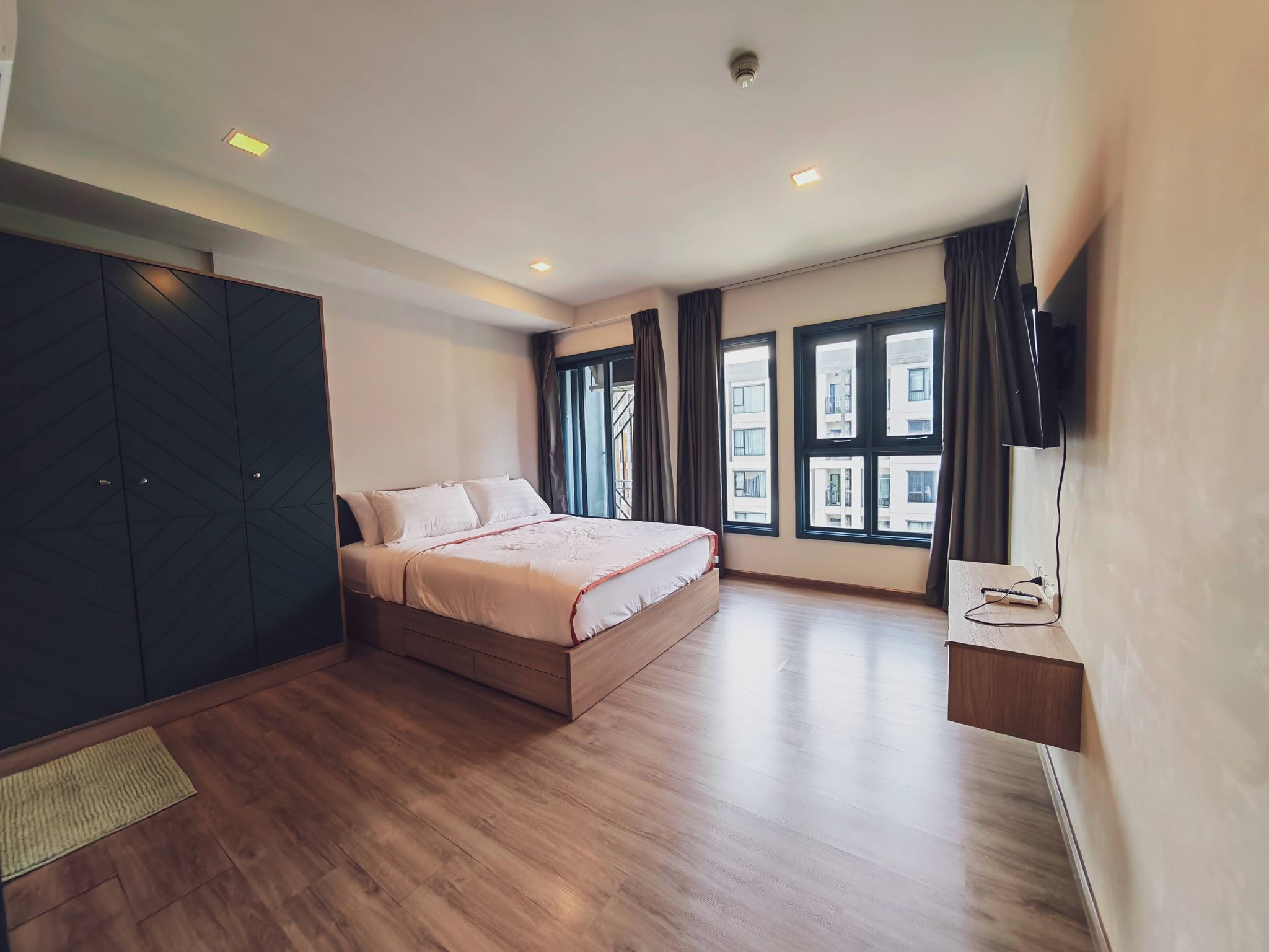 ให้เช่า The Base Sukhumvit 50 · สตูดิโอ 26 ตร.ม. พร้อมอยู่