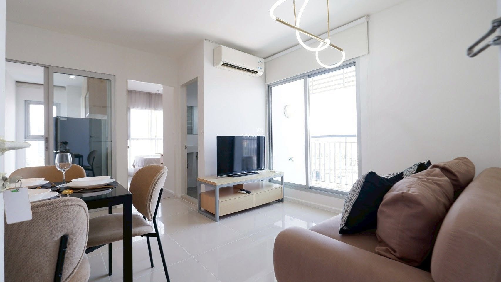 For Sale: Aspire Sukhumvit 48 · 53.95 sqm Two-Bedroom
