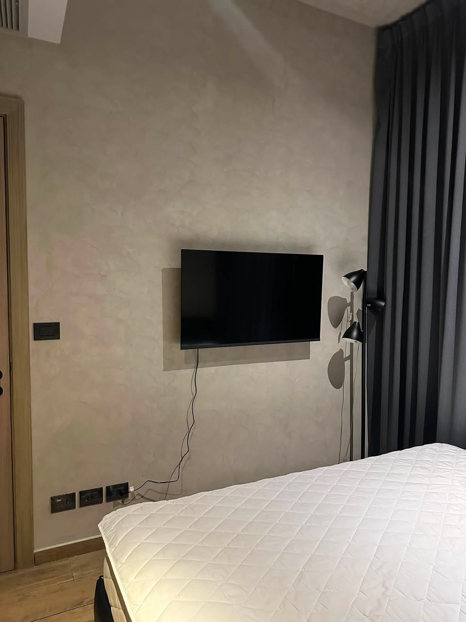 For Rent: The Lofts Asoke · 1 Bed 35 sqm Floor 10 (Fully Furnished, Move-in Ready)