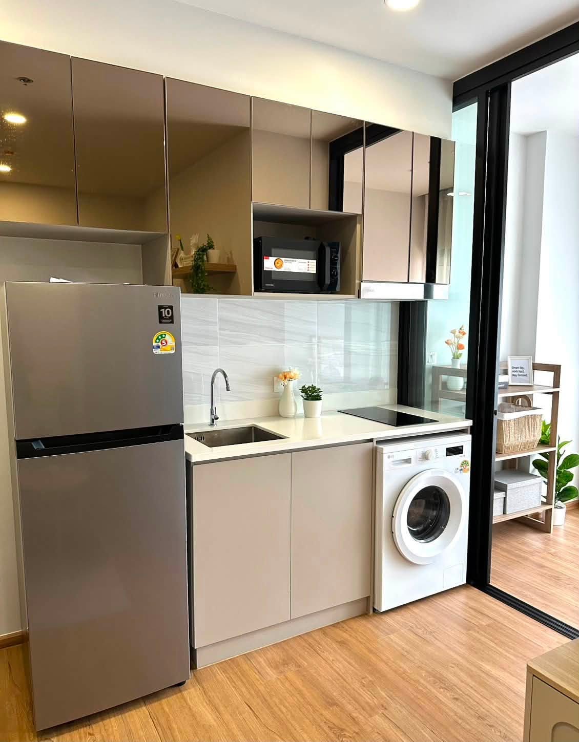 ให้เช่า Cloud Thonglor–Phetchaburi · 1 ห้องนอน 38 ตร.ม. ชั้น 47 แต่งครบพร้อมอยู่ เฟอร์นิเจอร์เครื่องใช้ไฟฟ้าครบ