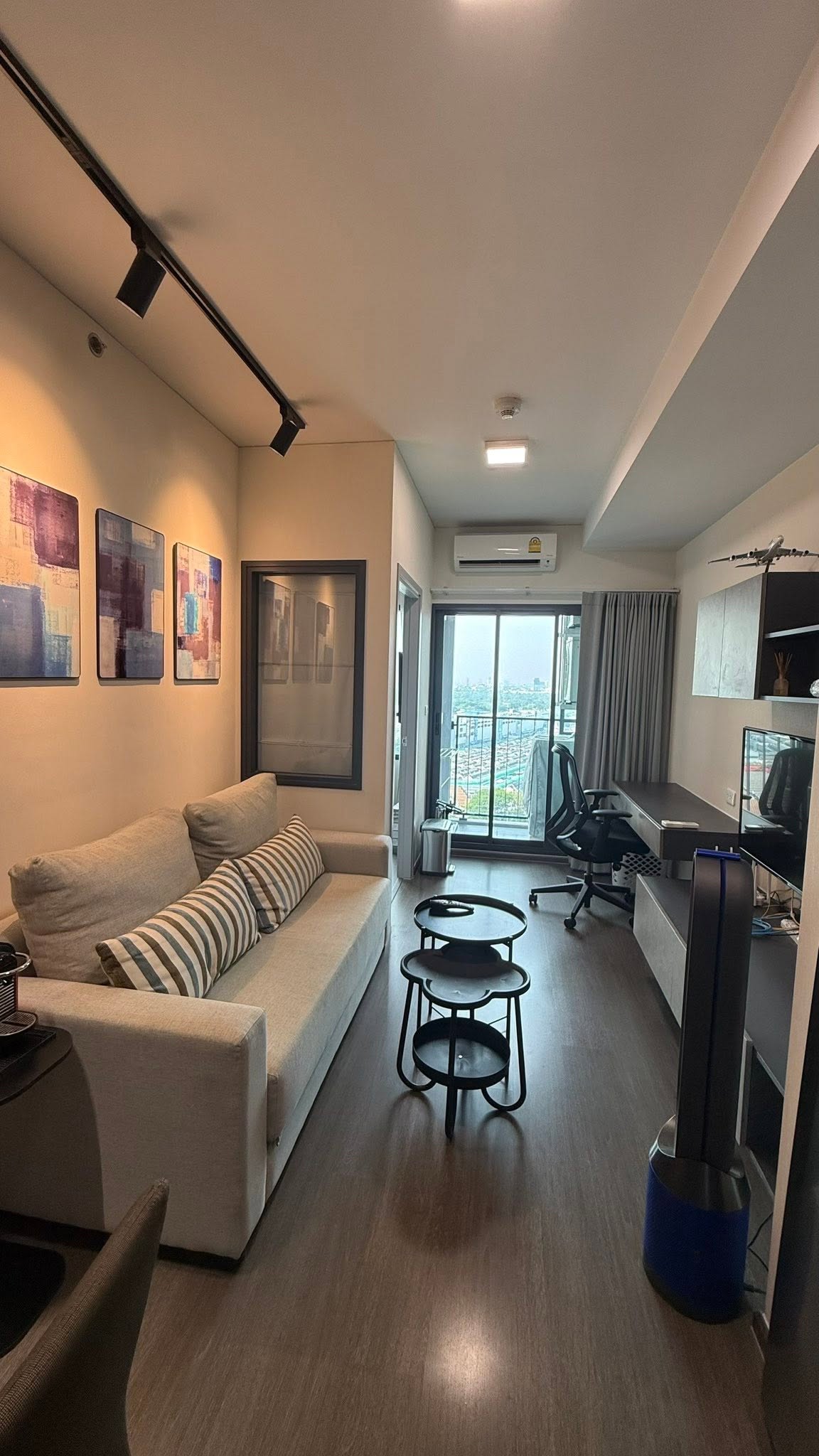 ให้เช่า IDEO Phaholyothin–Chatuchak · 1 ห้องนอน 34.72 ตร.ม. ชั้น 22 แต่งครบพร้อมอยู่ เฟอร์นิเจอร์เครื่องใช้ไฟฟ้าครบ