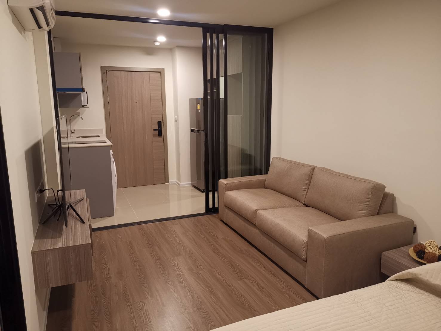 ให้เช่า The Origin Ramintra 83 Station · 1 ห้องนอน 27 ตร.ม. ชั้น 5 ห้องมุม แต่งครบพร้อมอยู่