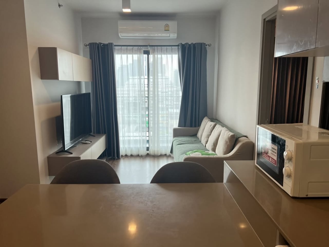 ให้เช่า The Cube Urban Sathorn-Chan · 1 ห้องนอน 28.5 ตร.ม. ชั้น 5 แต่งครบพร้อมอยู่ เฟอร์นิเจอร์เครื่องใช้ไฟฟ้าครบ