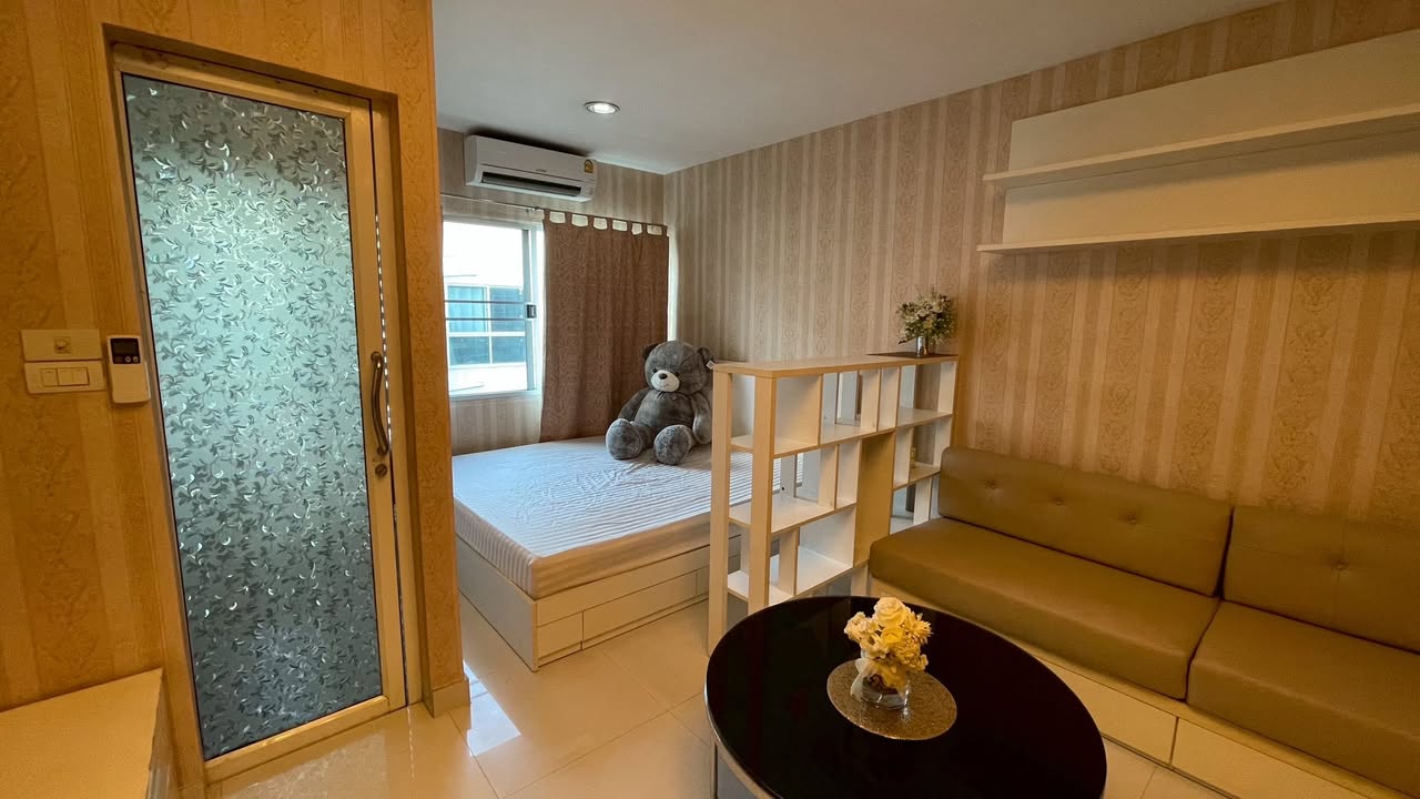 ขาย A Space Asoke-Ratchada · สตูดิโอ 31 ตร.ม. ชั้น 8 วิวสระ แต่งครบพร้อมอยู่