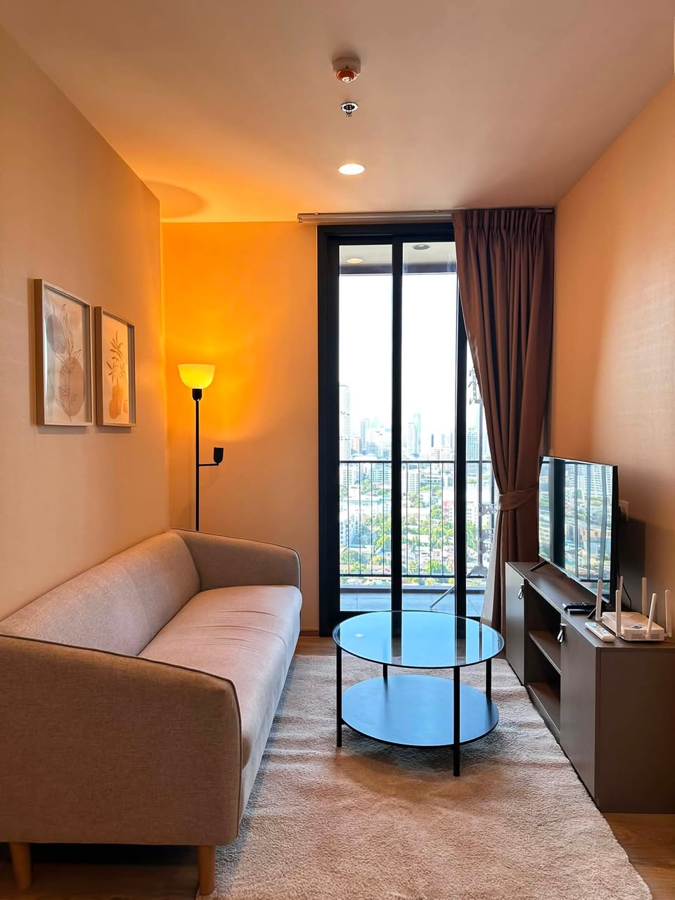 For Rent: Oka Haus Sukhumvit 36 · 1 Bed 35 sqm Floor 29 (Fully Furnished, Move-in Ready)