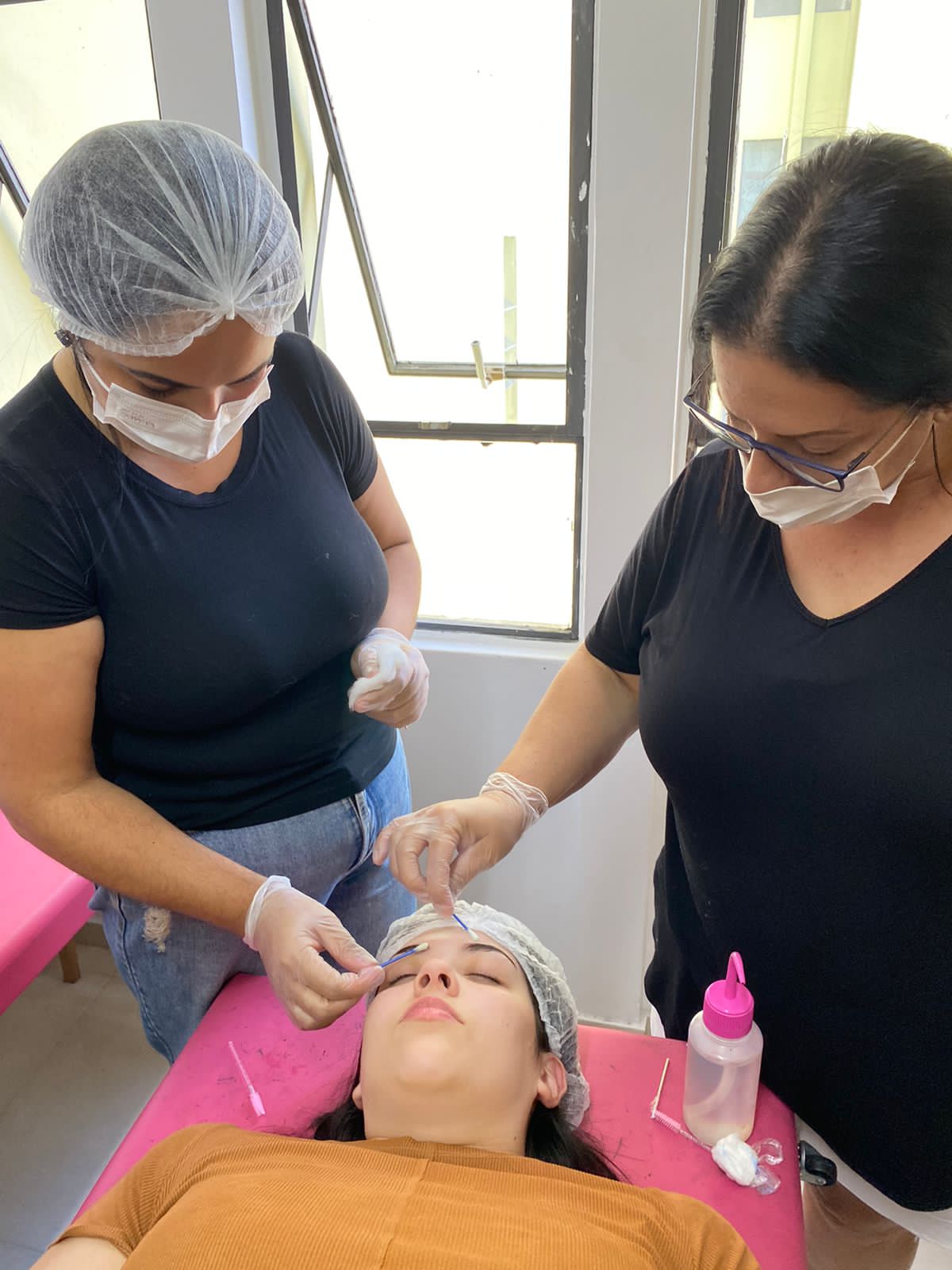 Aula de Dermaplaning