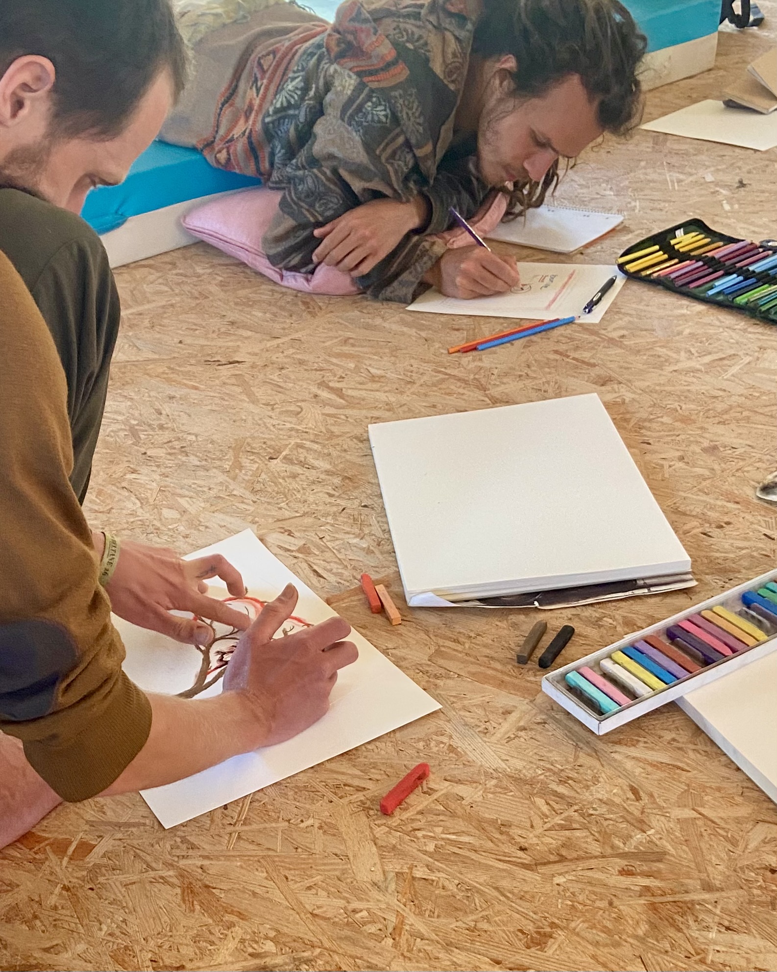 Meditations- & kreativer Ausdrucksraum mit Kakao im Park, Stuttgart, Foto 4