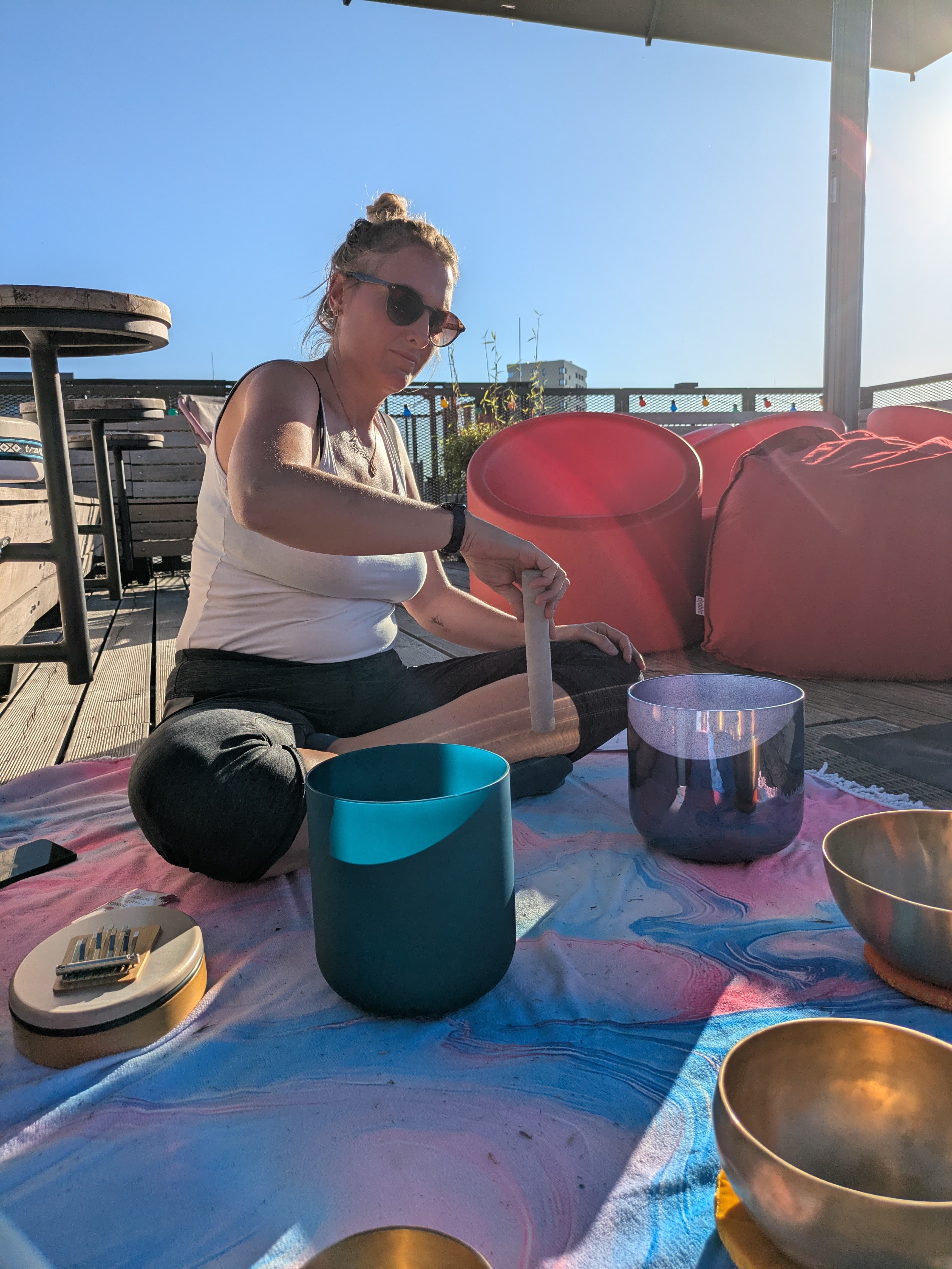 Yoga & Klangmeditation: Mini-Auszeit auf der Dachterrasse in Berlin Mitte, photo 4