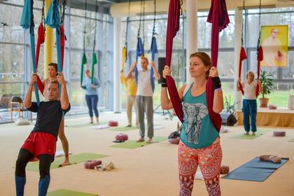 Aerial Yoga Basic