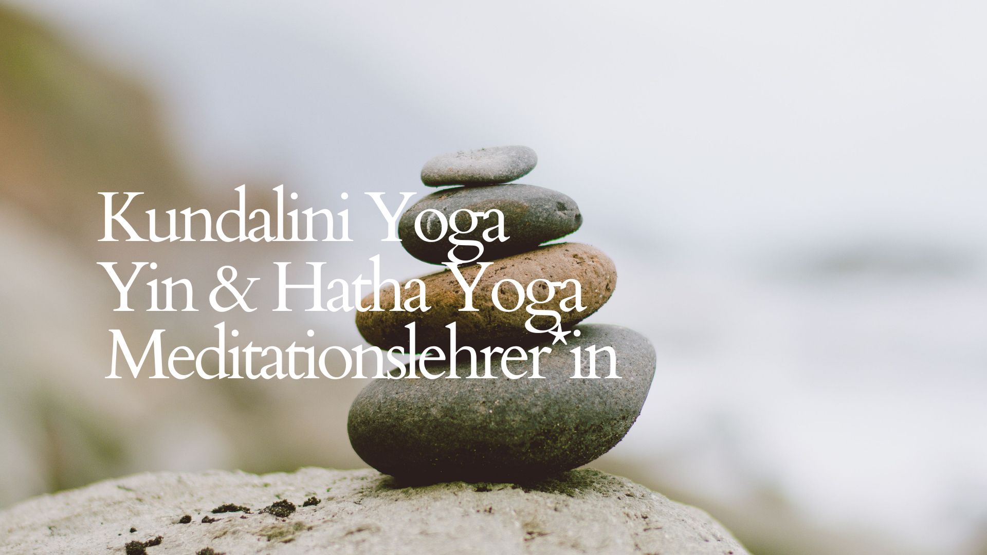 3HO Kundalini Yoga Ausbildungs Akademie backdrop