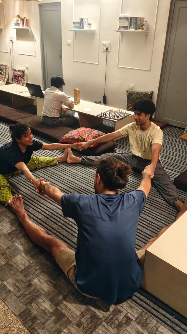 Bunk Hostel Rishikesh / Omya Cafe, photo 5