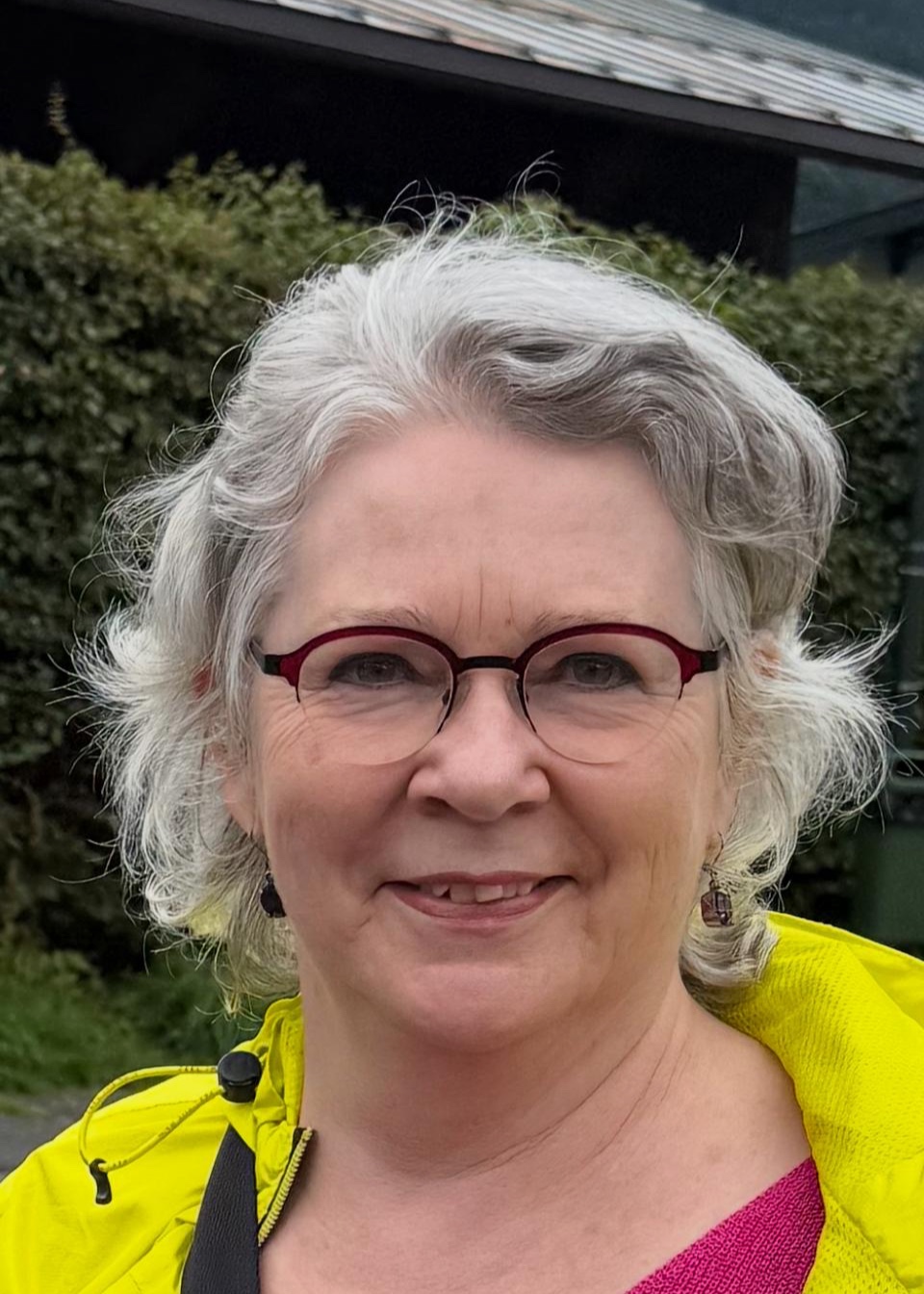 Profile image for Viola Mansfeld