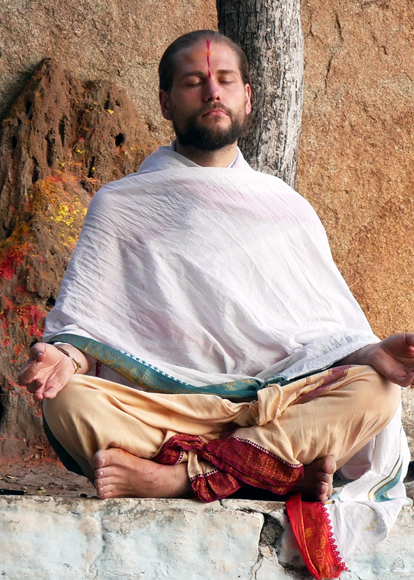 Sebastian | Varadarajan - intuitive energy healer