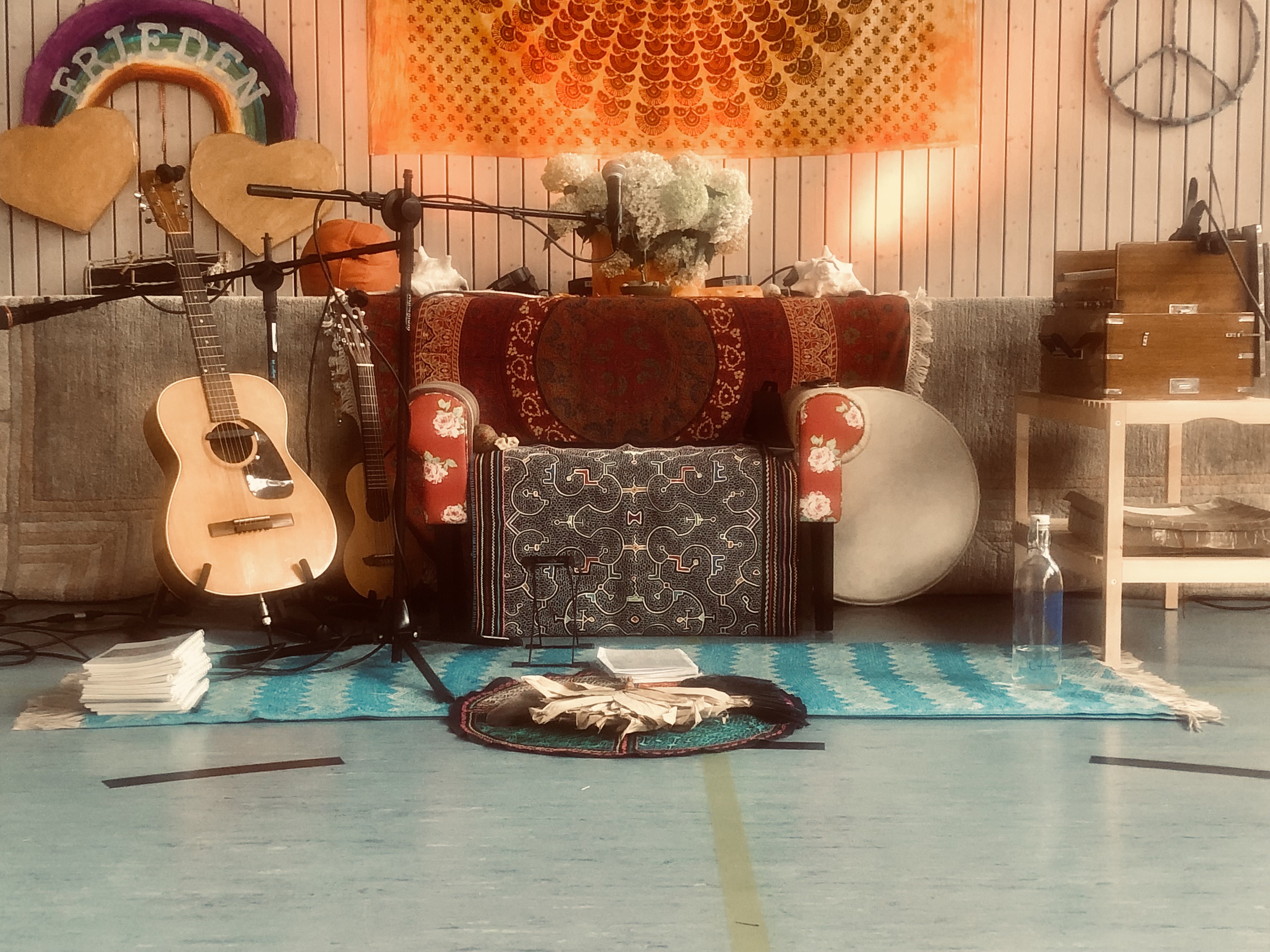 Profile backdrop