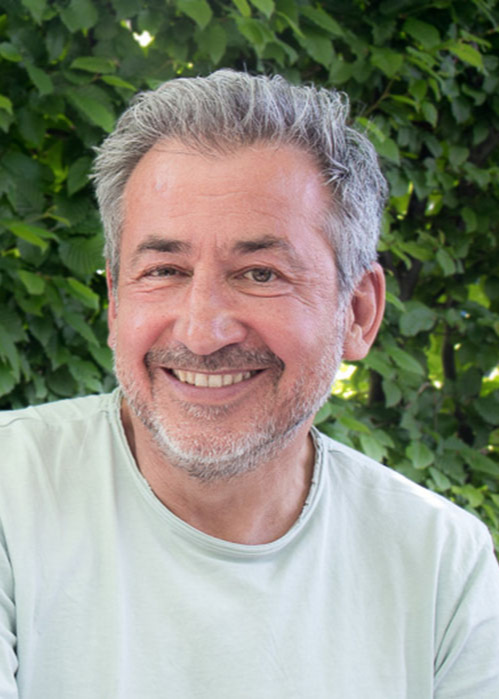 Profile image of Lothar Hennig