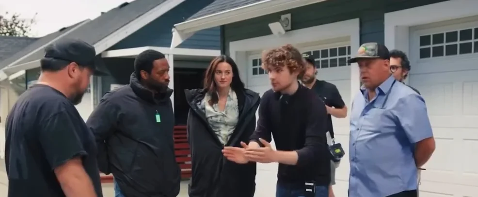 De YouTube al récord de A24: Kane Parsons dirigió Backrooms con 20 años