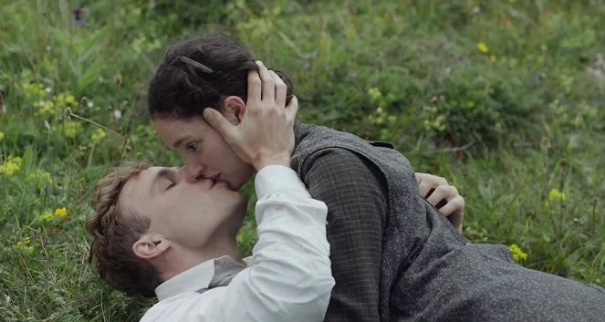 Silent Rebellion, la película de Marie-Elsa Sgualdo que enfrenta a una adolescente con la Suiza de 1943
