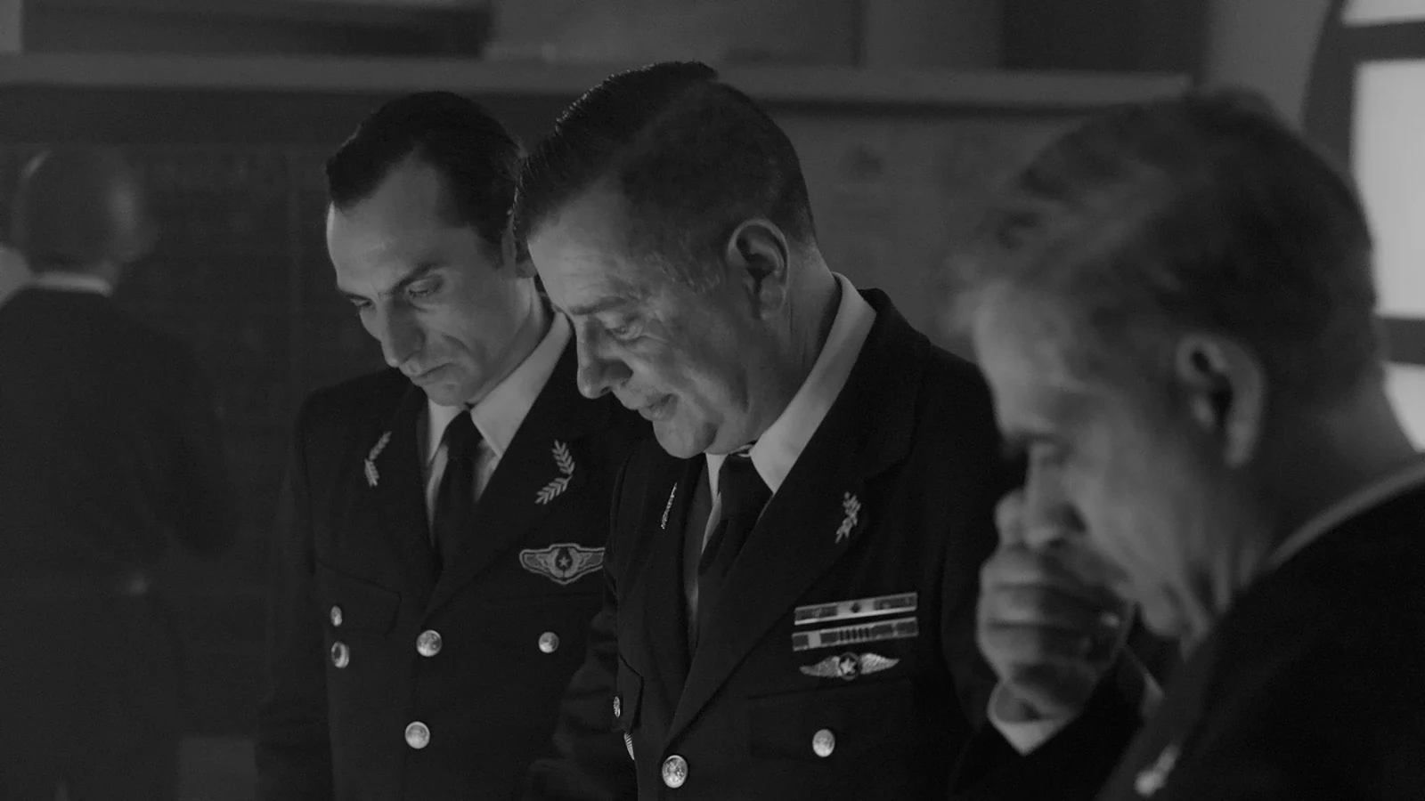 Nicolás Zárate, Marcial Tagle y Boris Quercia con uniformes de la Fuerza Aérea