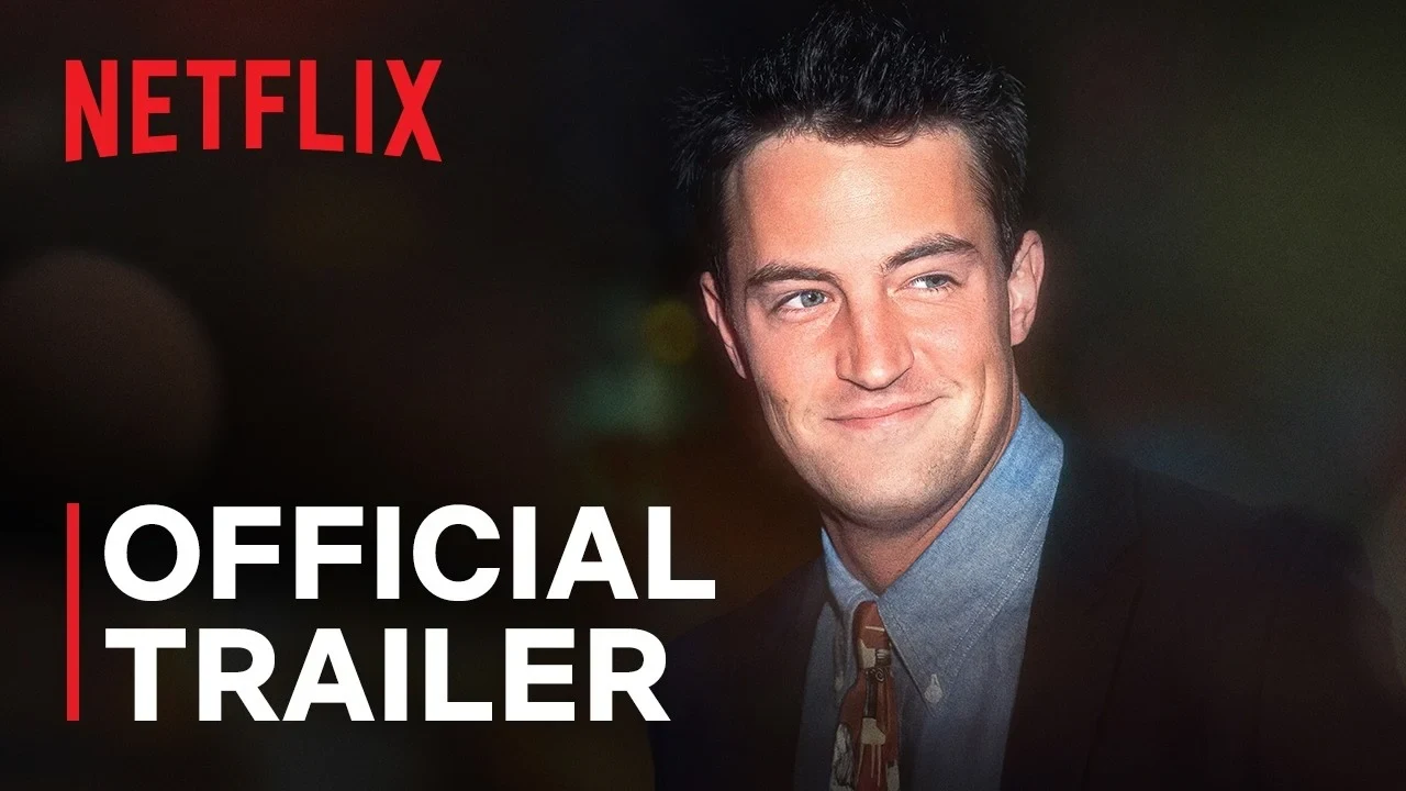Matthew Perry en una imagen del tráiler oficial de El de Matthew Perry
