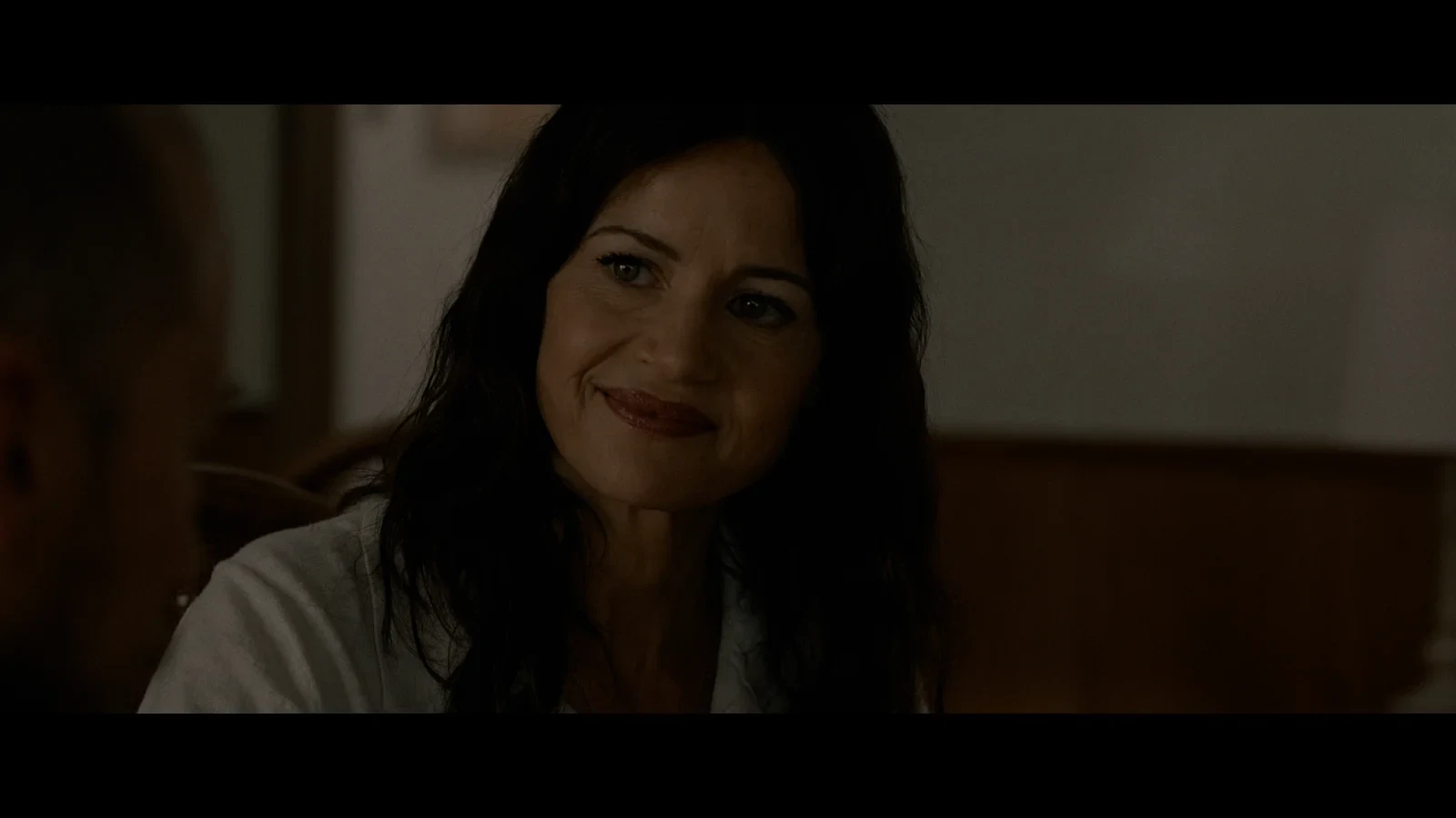 Carla Gugino en un primer plano de La caja del demonio