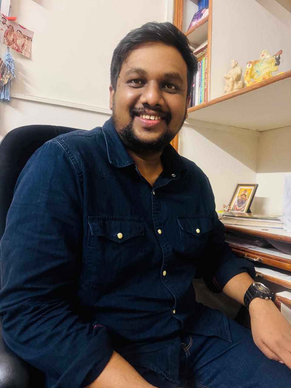 Photo of Dr Abhilash Srinivas, Dentist in Bengaluru, Karnataka
