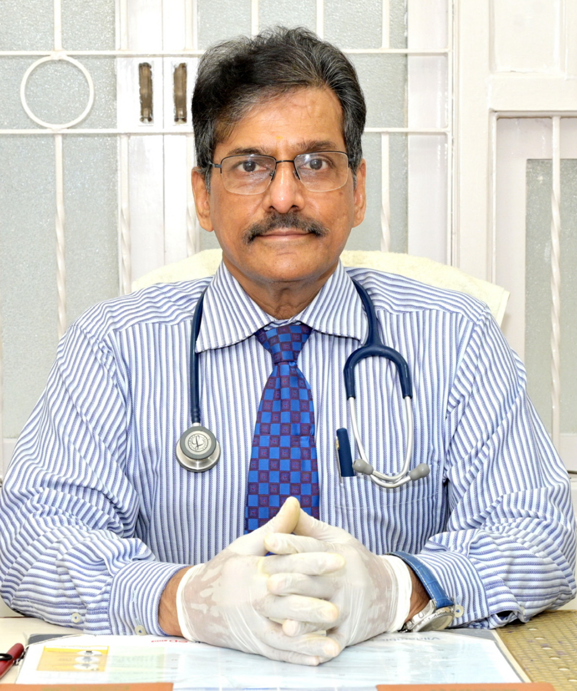 DR MITESH D SHAH