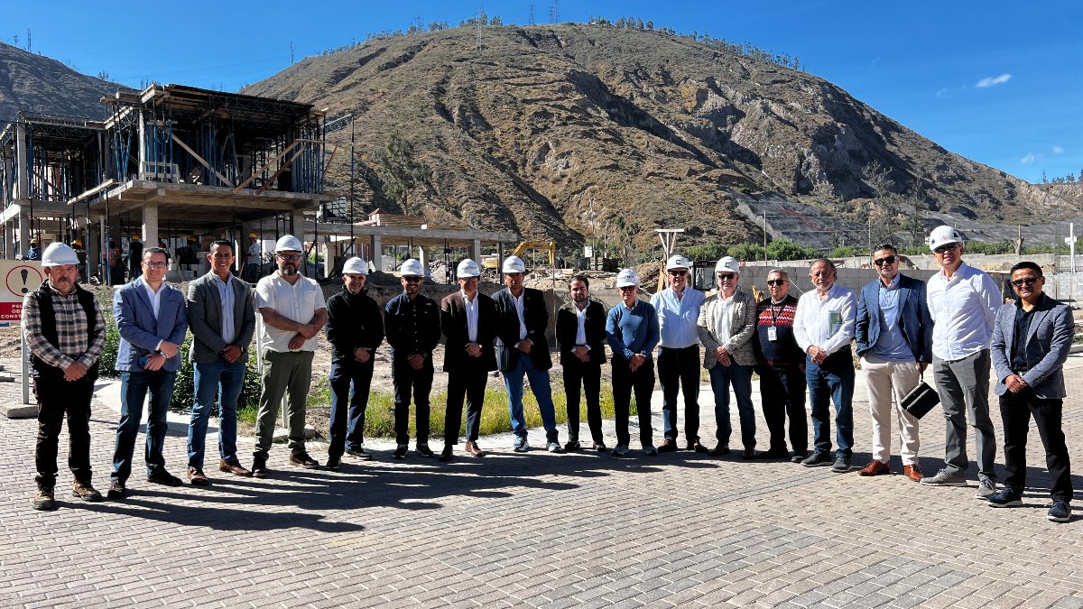  Constructores Positivos presenta propuestas al BIESS para impulsar el sector de la Construcción e Inmobiliario