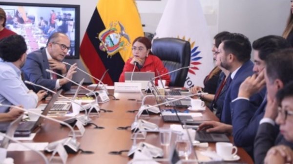 Comisión de Régimen Económico debate reformas financieras y acceso a vivienda