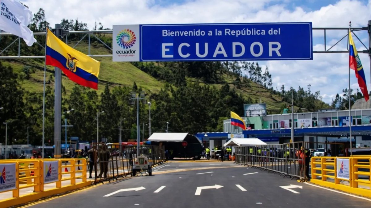Daniel Noboa aumenta a 50 % la tasa de seguridad a las importaciones provenientes de Colombia